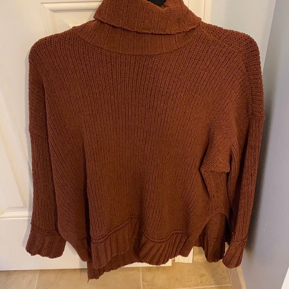 Aerie Turtle Neck Sweater - Picture 1 of 2